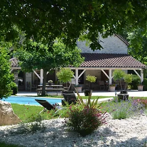 https://au-picatal.midi-pyreneeshotels.com